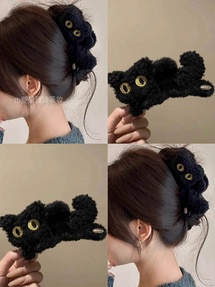 Recently seen super cool kitten! Korean cute plush cat scratch clip on the back of the head shark hairpin