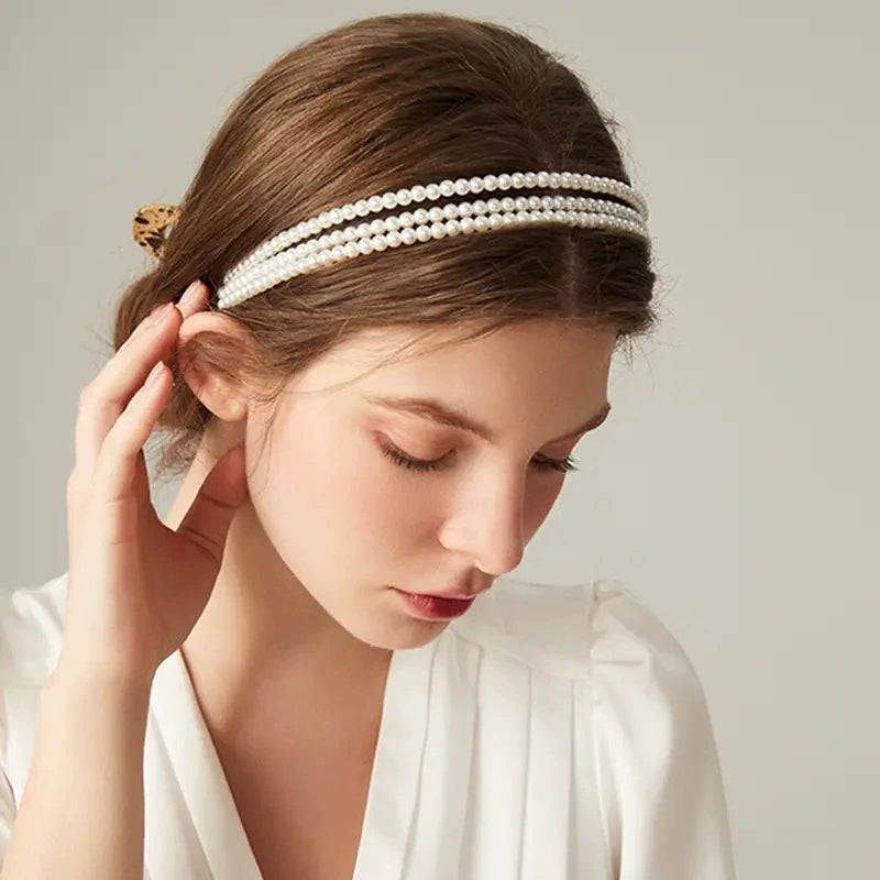 Pearl headband, female super fairy, French romantic Internet celebrity, 2025 new face wash, high skull, temperament, pressure hairpin headpiece