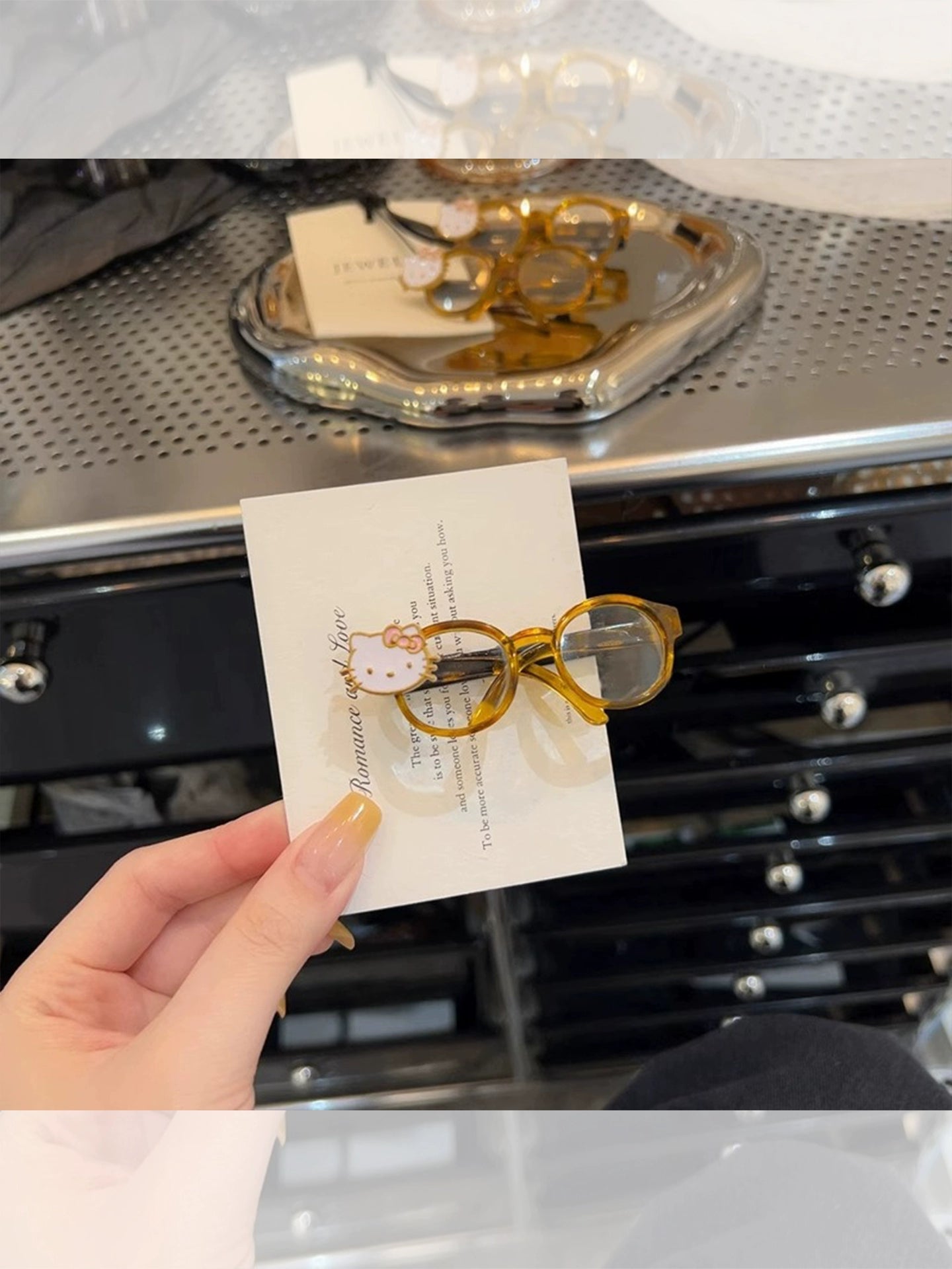 Korean cute KT cat glasses hairpin forehead side bangs hair clip broken hair side clip hairpin headdress female